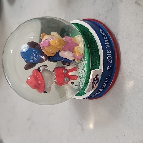 Nickelodeon Paw Patrol one size multi color snow globe. - Picture 2 of 4